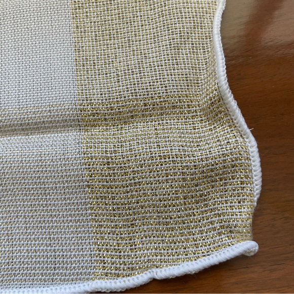 Metallic Gold and White Plaid Rectangular Tablecloth with Matching Cloth Napkins - Picture 6 of 13